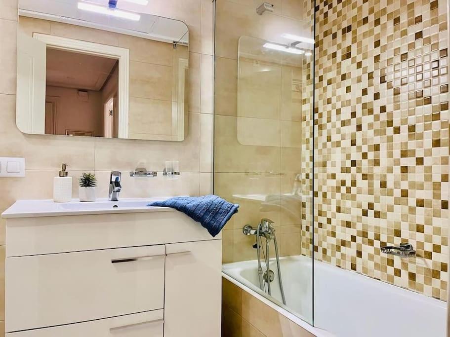 Luxe Appartement Op 50 Meter Van Zee In Moraira Kültér fotó